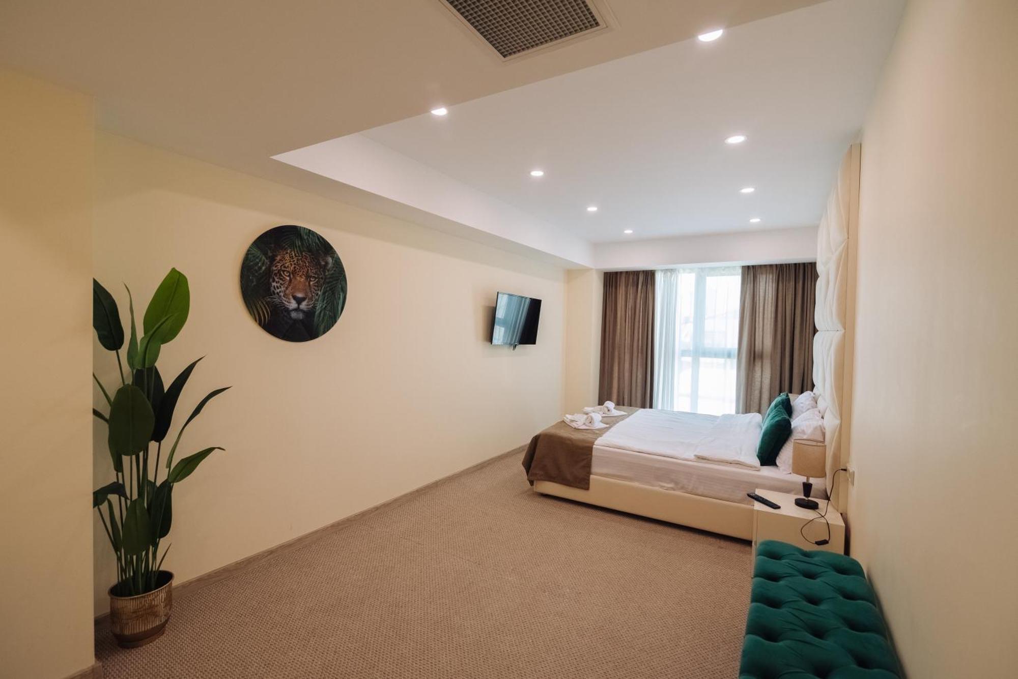 Royal Plaza Hotel 트빌리시 객실 사진